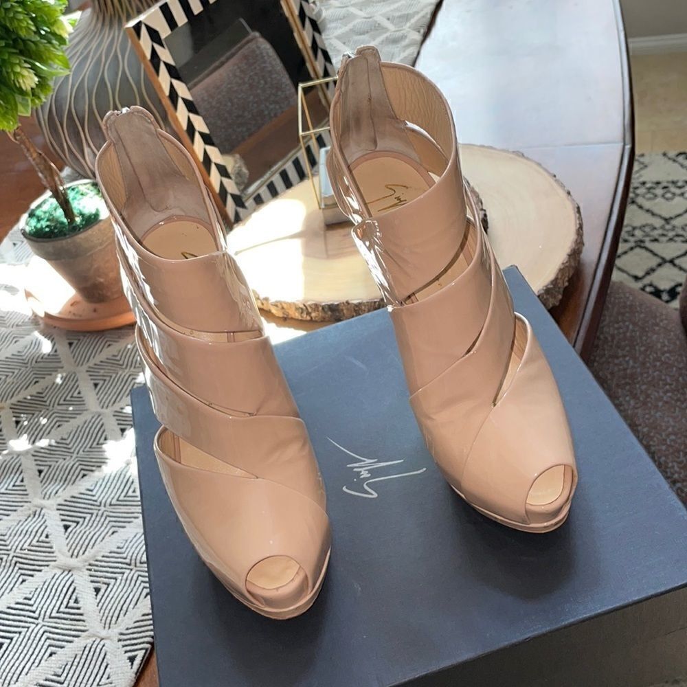 GIUSEPPE ZANOTTI Sharon Vernice Leather Blush Platform, SZ 9.5 - Picture 5 of 7